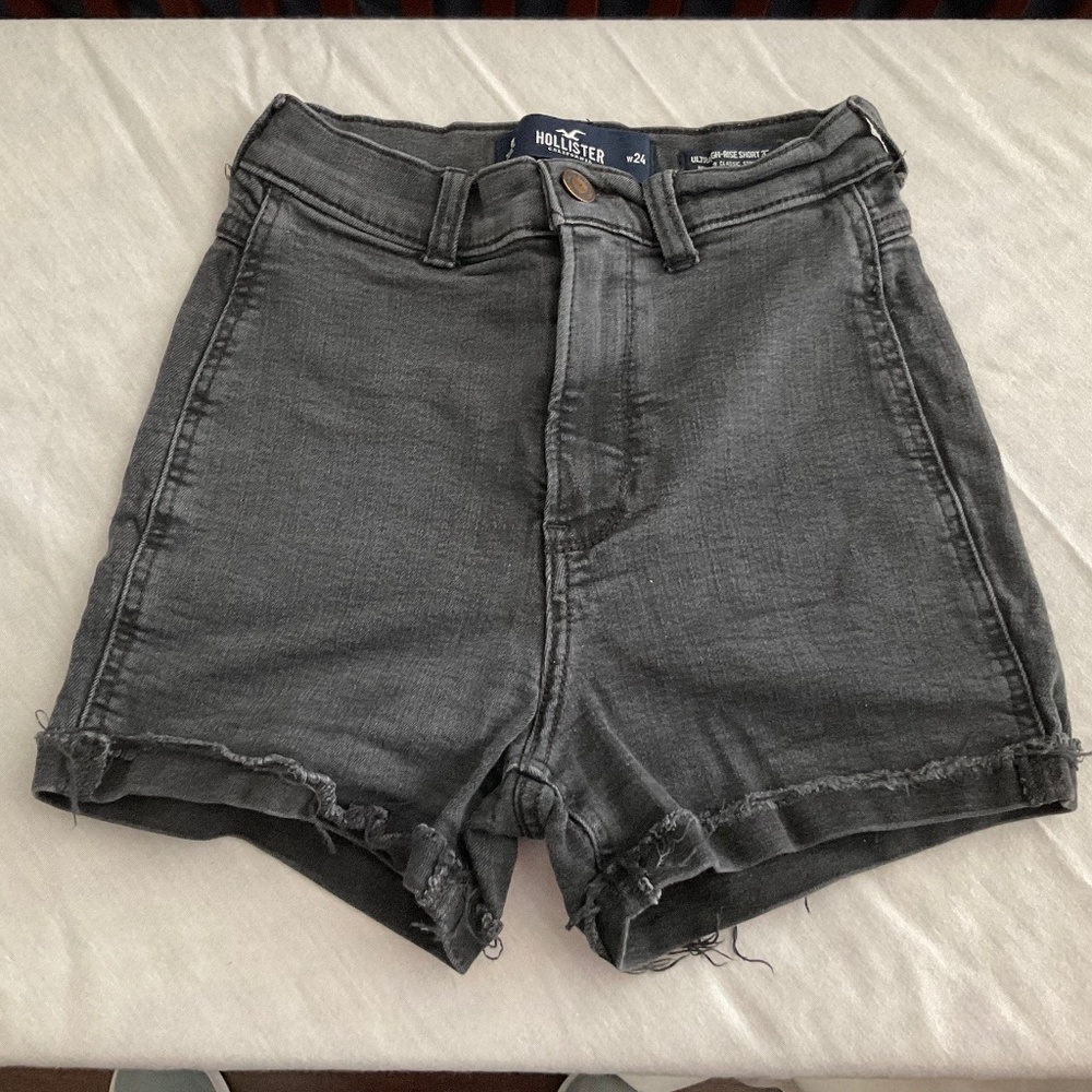 Hollister Black Jean Shorts Women’s Size 0